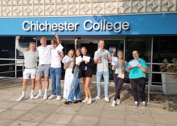 CHICHESTER (UK) - CHICHESTER COLLEGE